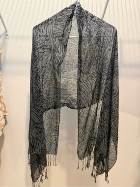 Harley-Davidson Black & Gray Animal Print Sheer Scarf Wrap